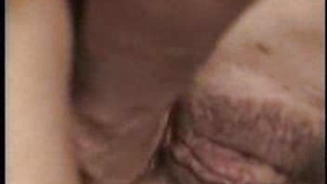 舔與自然山雀的黑髮