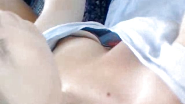 Kirsten價格感性黑髮自慰與豐富的假陽具