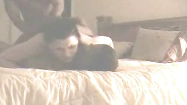 日本小狗被她媽的老闆搞砸了