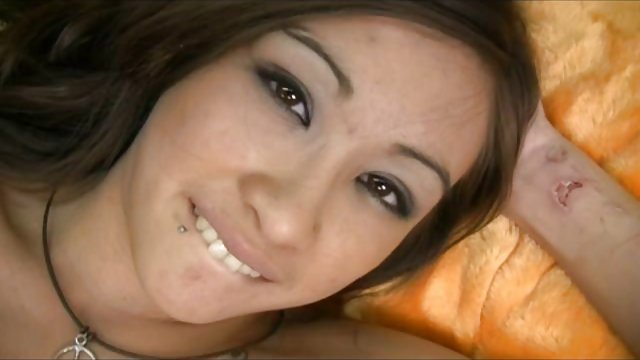 Gingerous金發婊子被兩個他媽的角質帥哥搞砸了